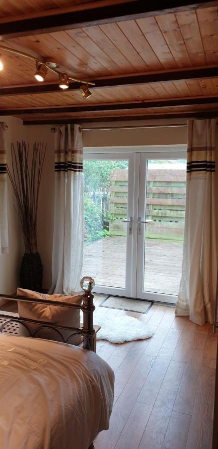 Mona Villa Holiday Home Caulderton Экстерьер фото